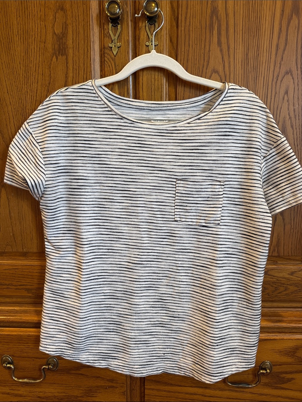 Old Navy White & Navy Striped Short Sleeve Pocket Tee